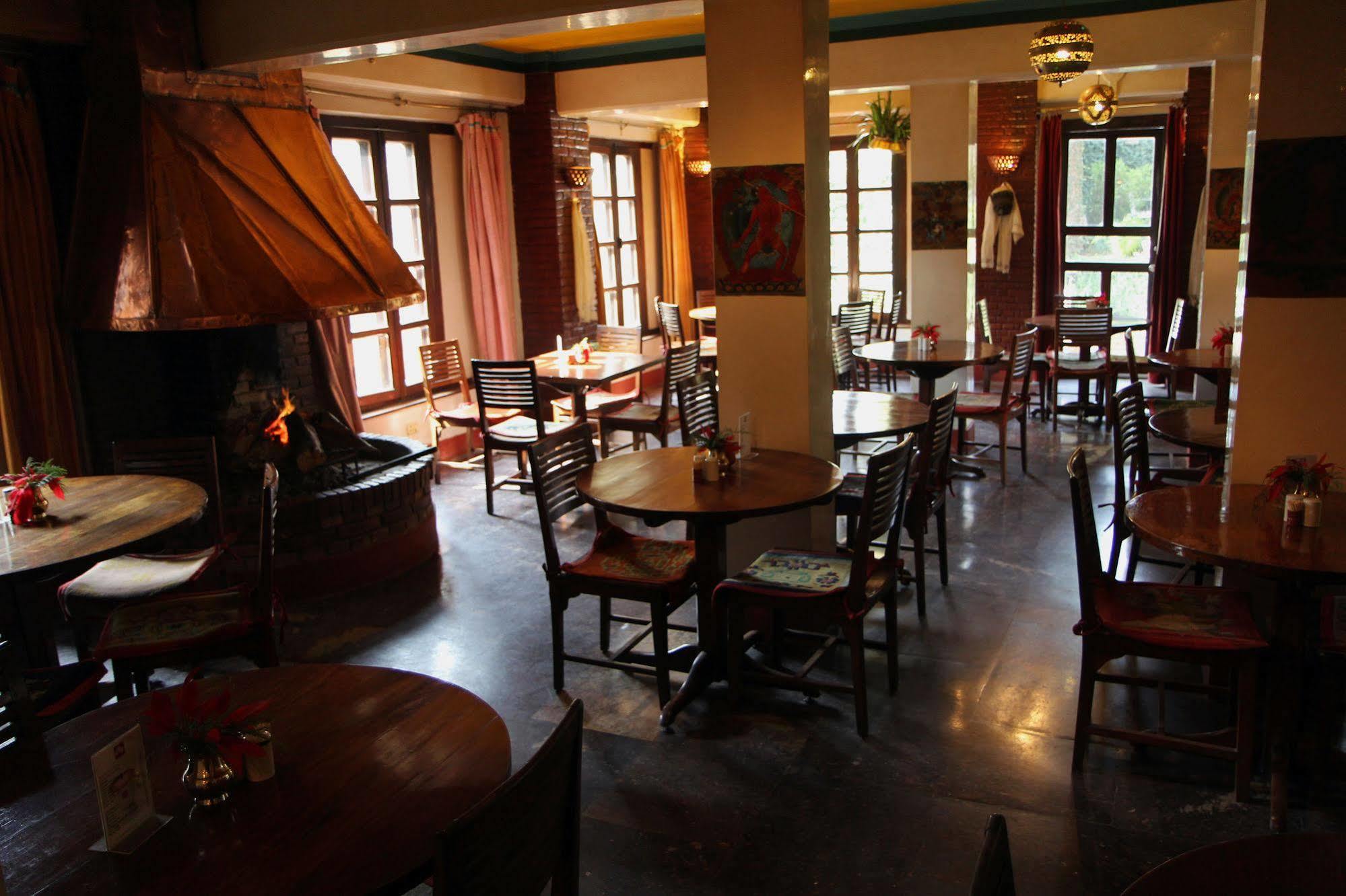 Hotel Vajra Kathmandu Exteriör bild